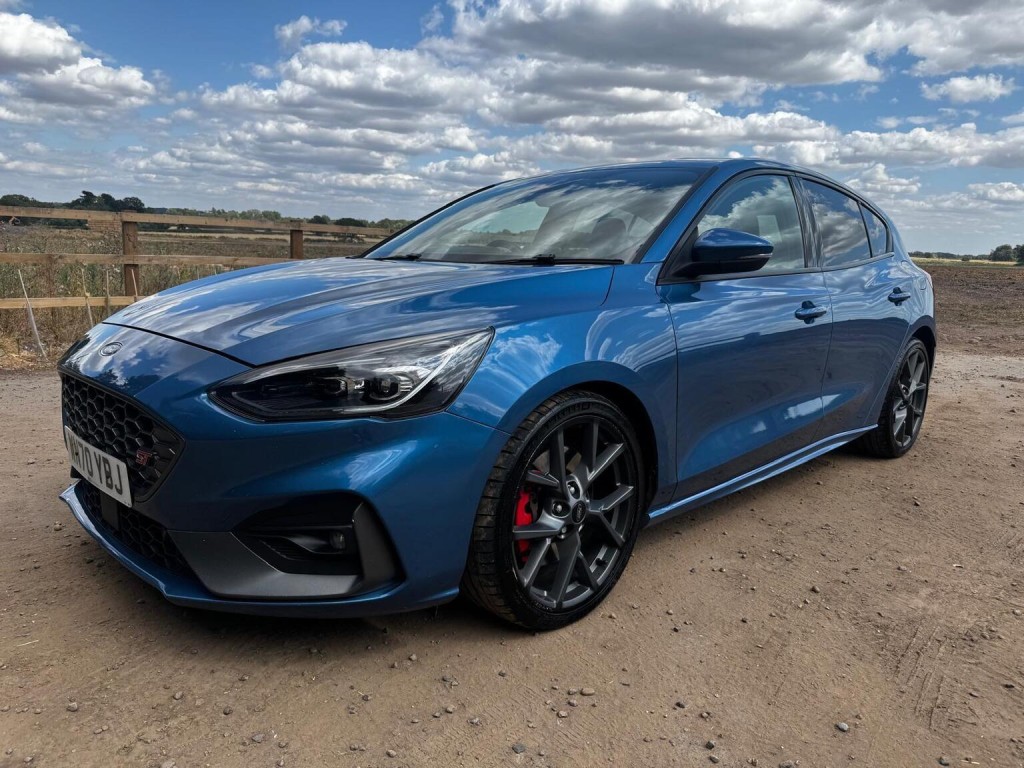2020 Ford FOCUS