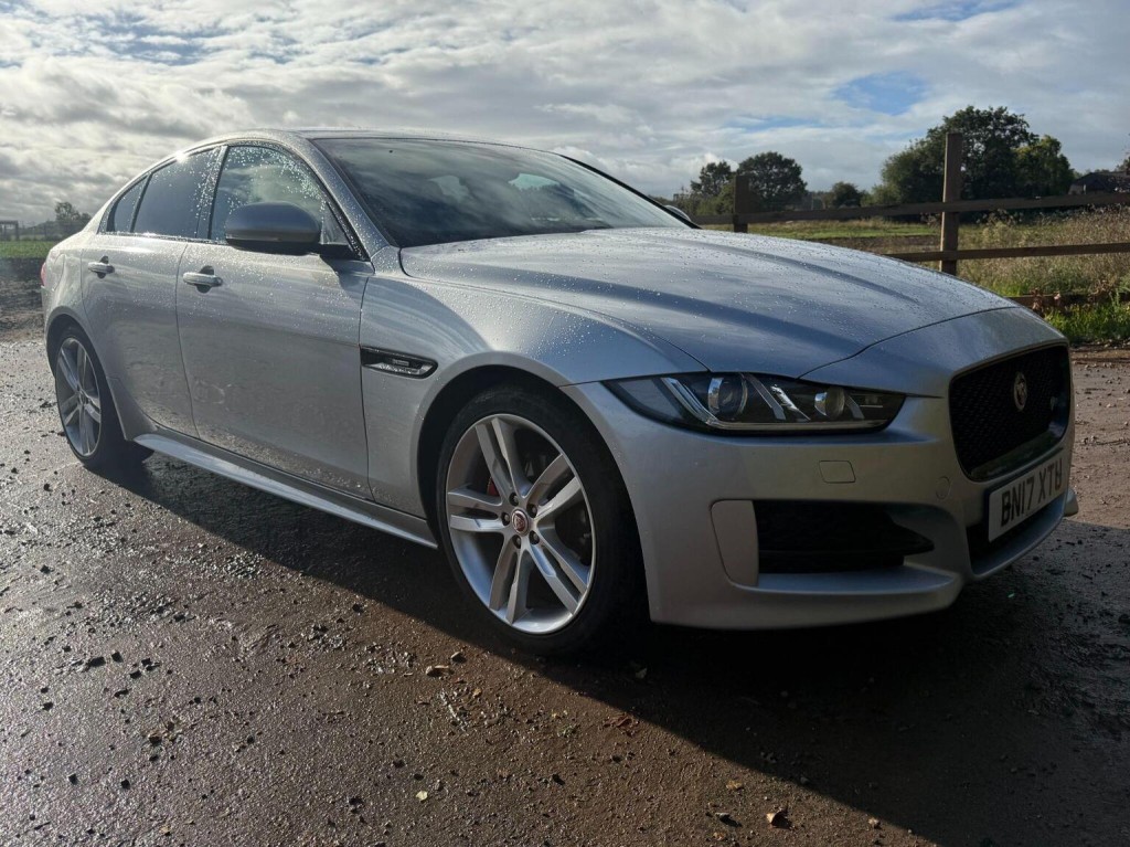 Jaguar XE